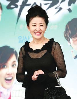 韩演员金慈玉因癌去世