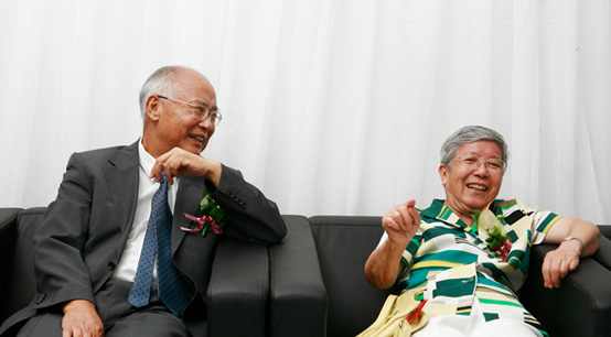 �й���ί��������ϯ�������ͷ���������