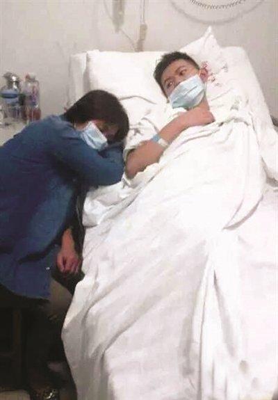 患癌少年收到大学录取通知书后去世