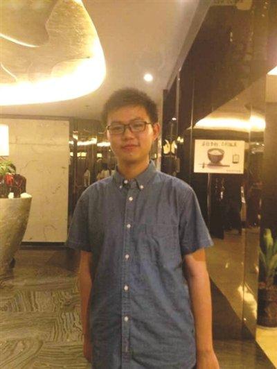 患癌少年收到大学录取通知书后去世